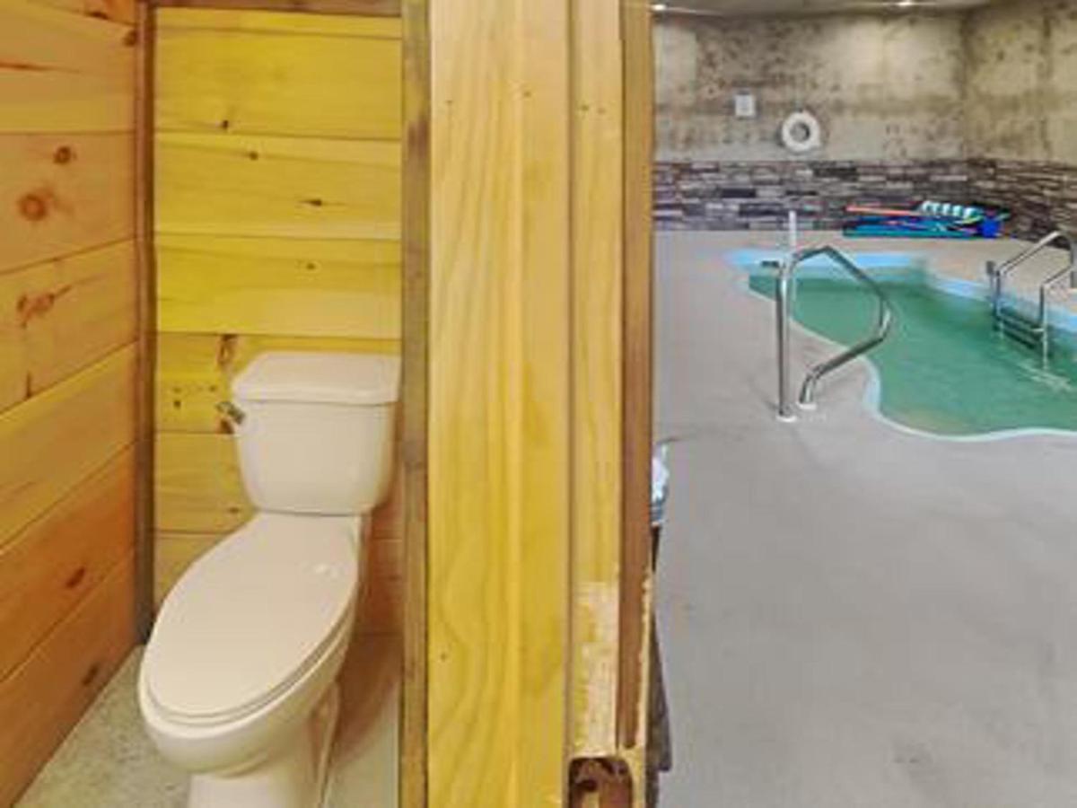 Вилла Poolin Around Гатлинбург Экстерьер фото